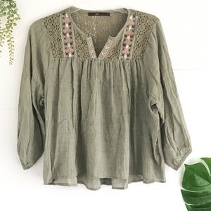 Anthropologie hazel boho embroidered green top